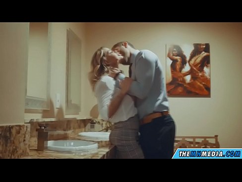❤️ Nalika pirang busty seduces anjeun dina restroom umum ❤❌ video porno dina su.kassa-standupbar.ru ❌️
